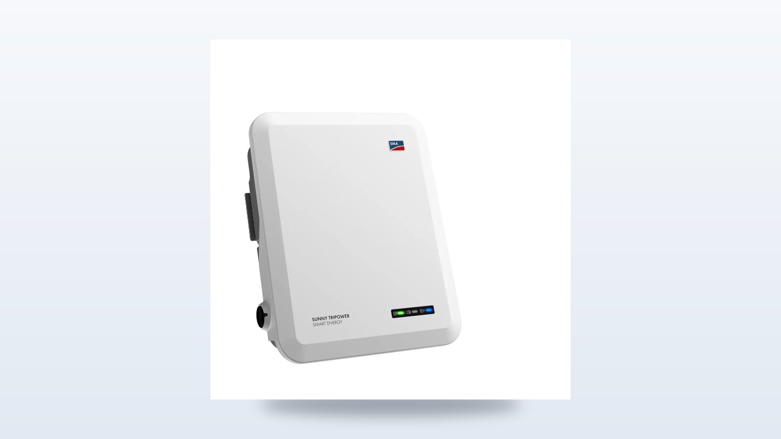 Solar-Wechselrichter an einer Hauswand, Symbolbild zur EU-Debatte um chinesische PV-Technik